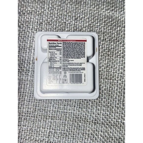 ZURU 5 Mini Brands Food Lunchables Pizza with Pepperoni - Picture 2 of 2